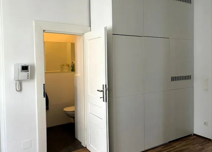 Casa Nostra - Sonnige Direkt Am Augarten Appartement Wenen